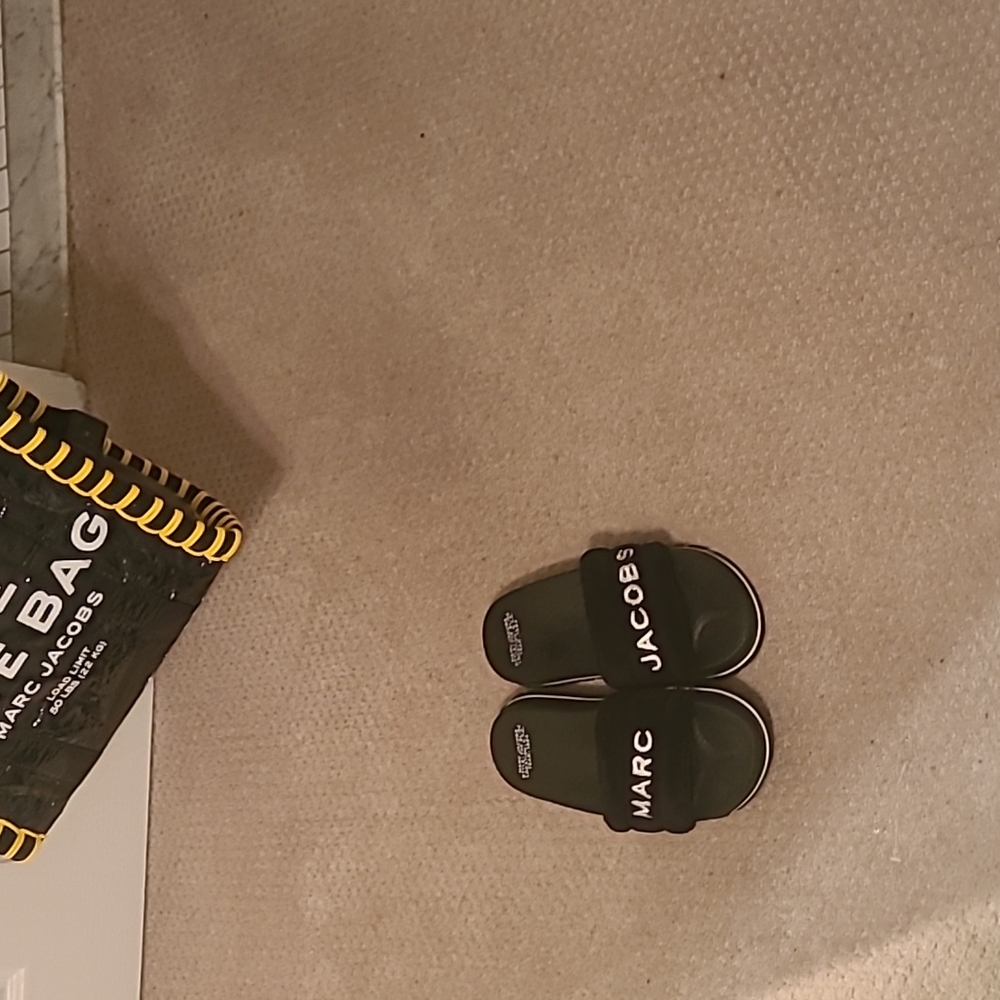 Marc Jacobs Sandles/Slides